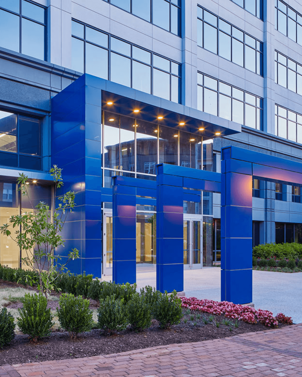 77 Upper Rock Building Exterior